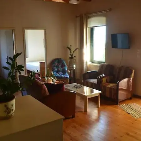 Soubassis House Semesterbostad Elíka