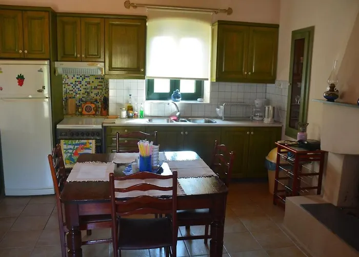 Soubassis House * Elika