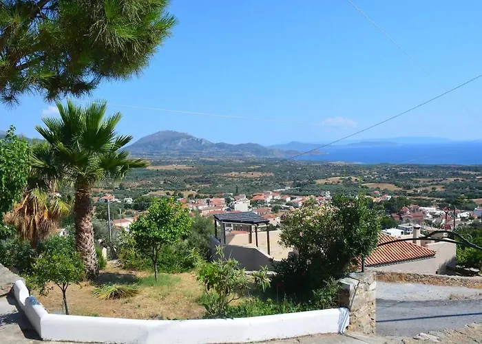 Soubassis House * Elika